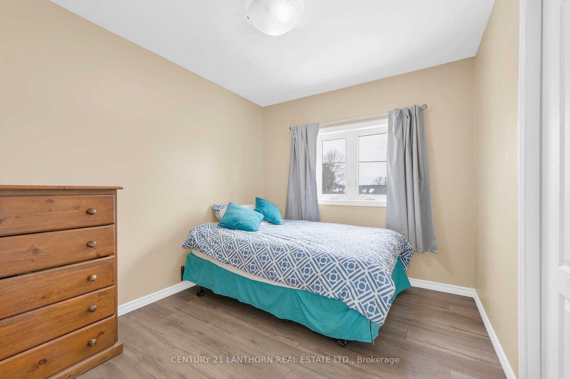 50 Ridge Street photo 12