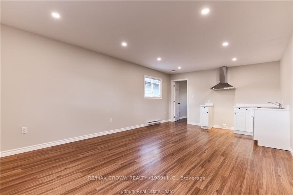 408 King Street photo 16