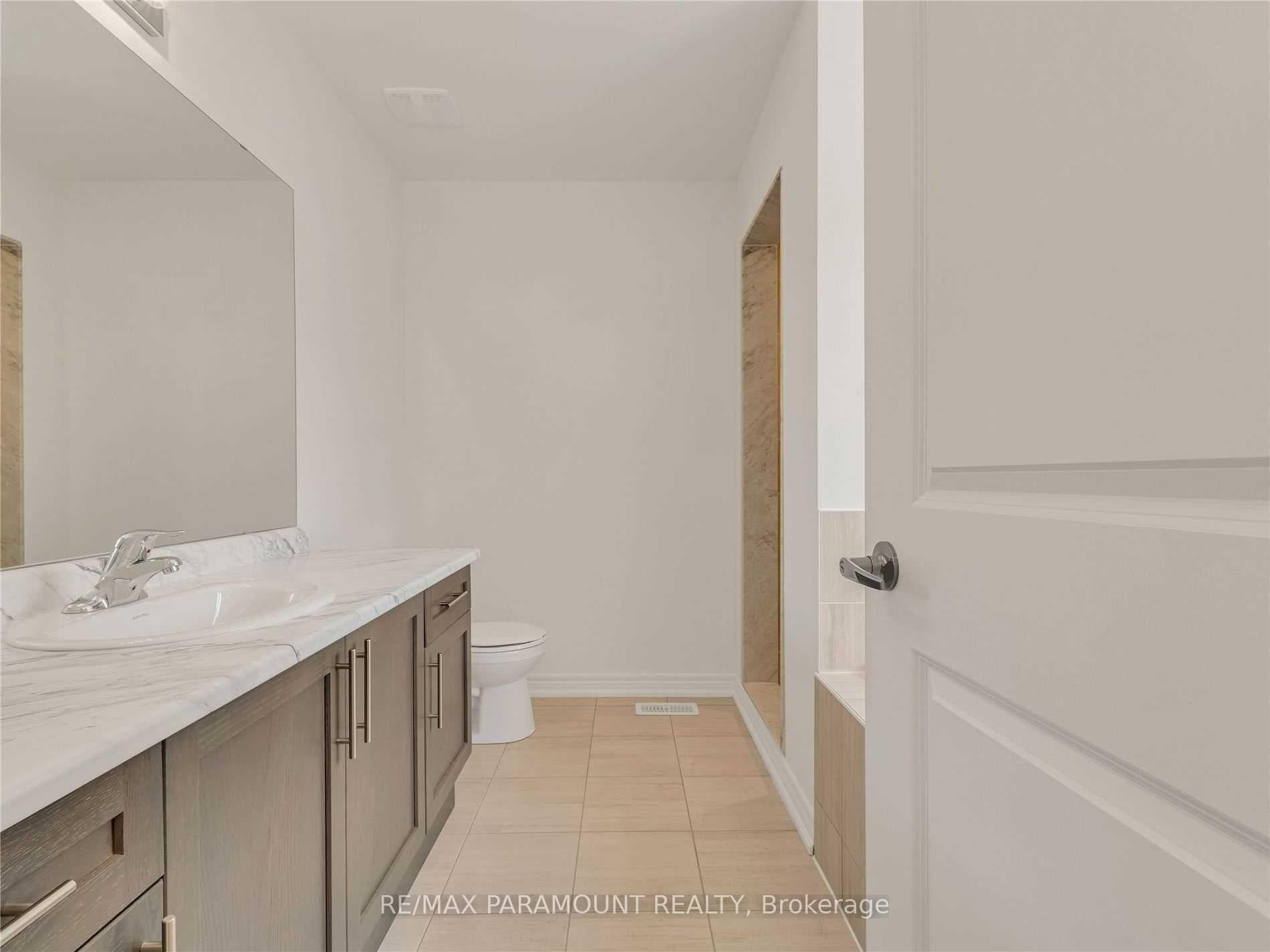18 Tait Crescent photo 24