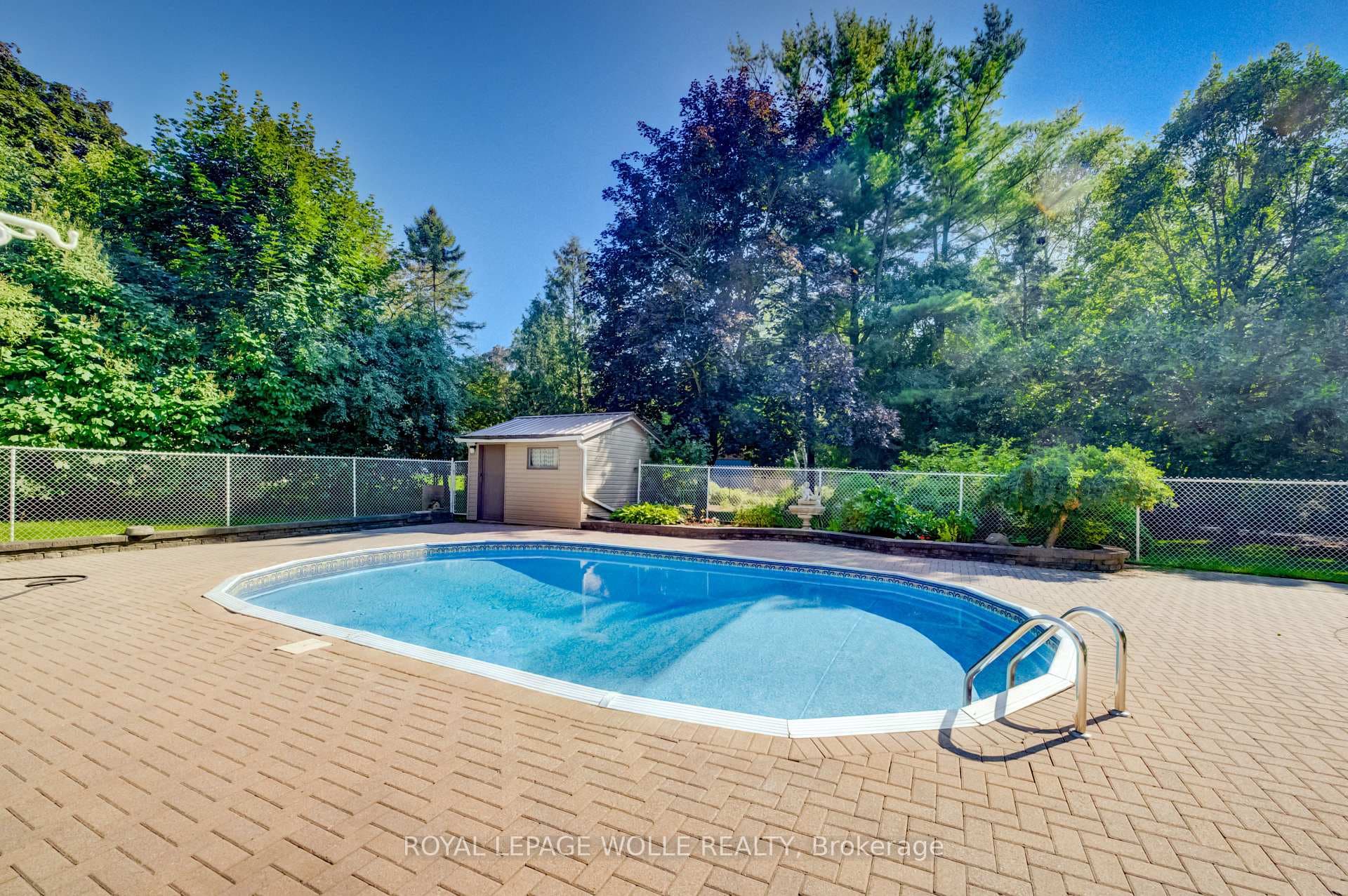 291 Villa Place photo 32