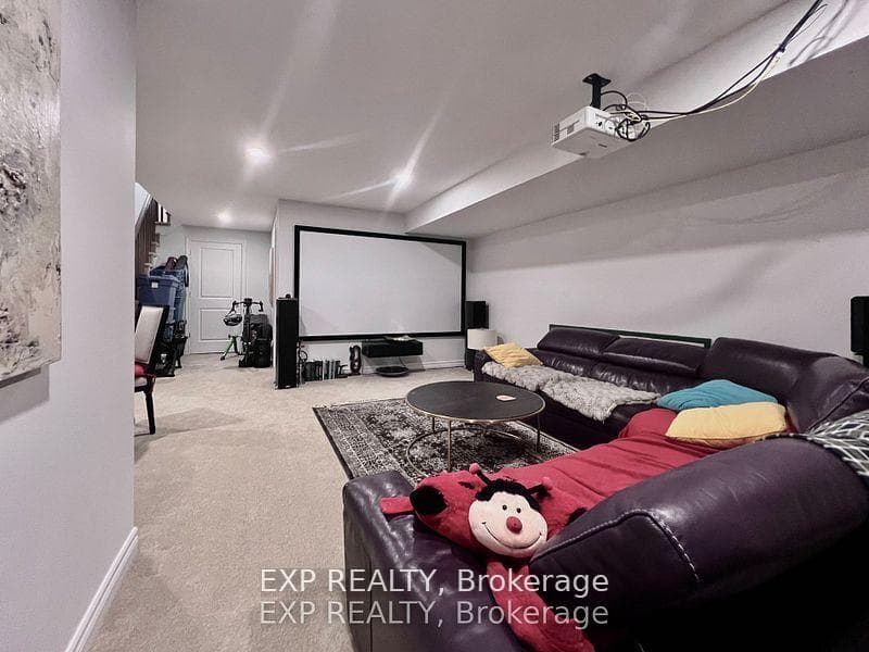 926 Brian Good Avenue photo 41