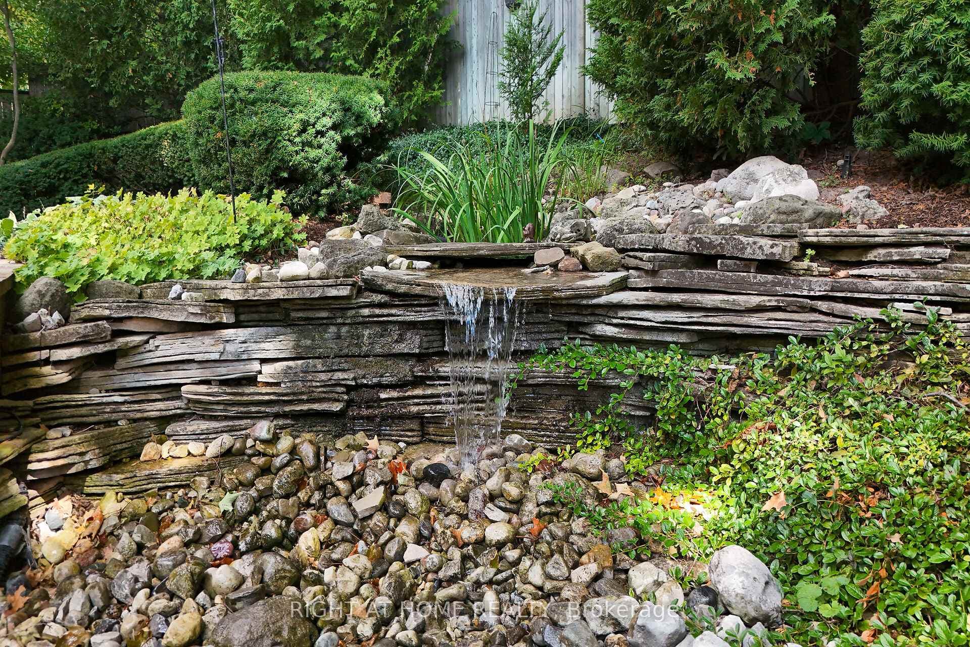 33 Walnut Drive photo 40