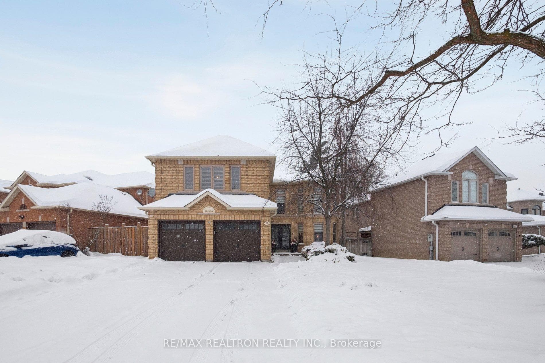 174 Hammerstone Crescent photo 1