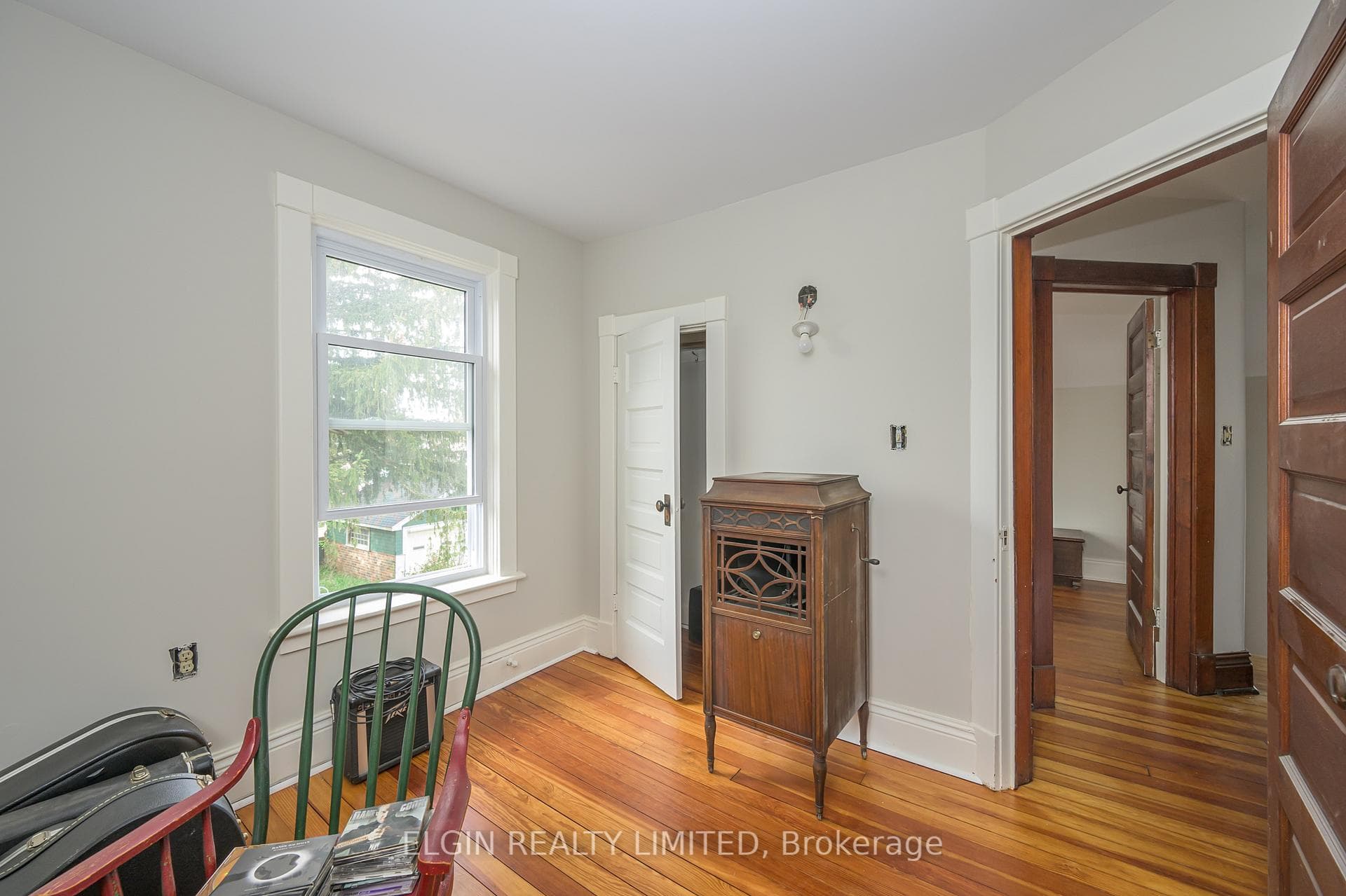 83 Myrtle Street photo 22