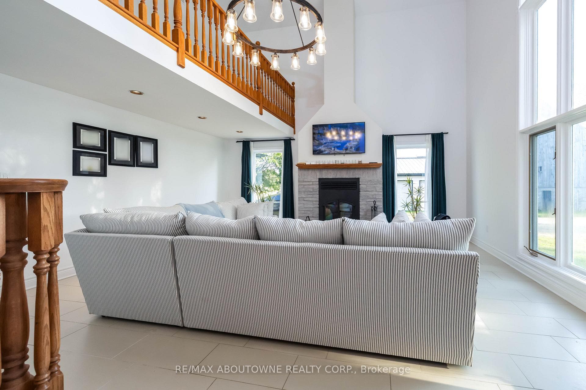 3276 Governors Road photo 16