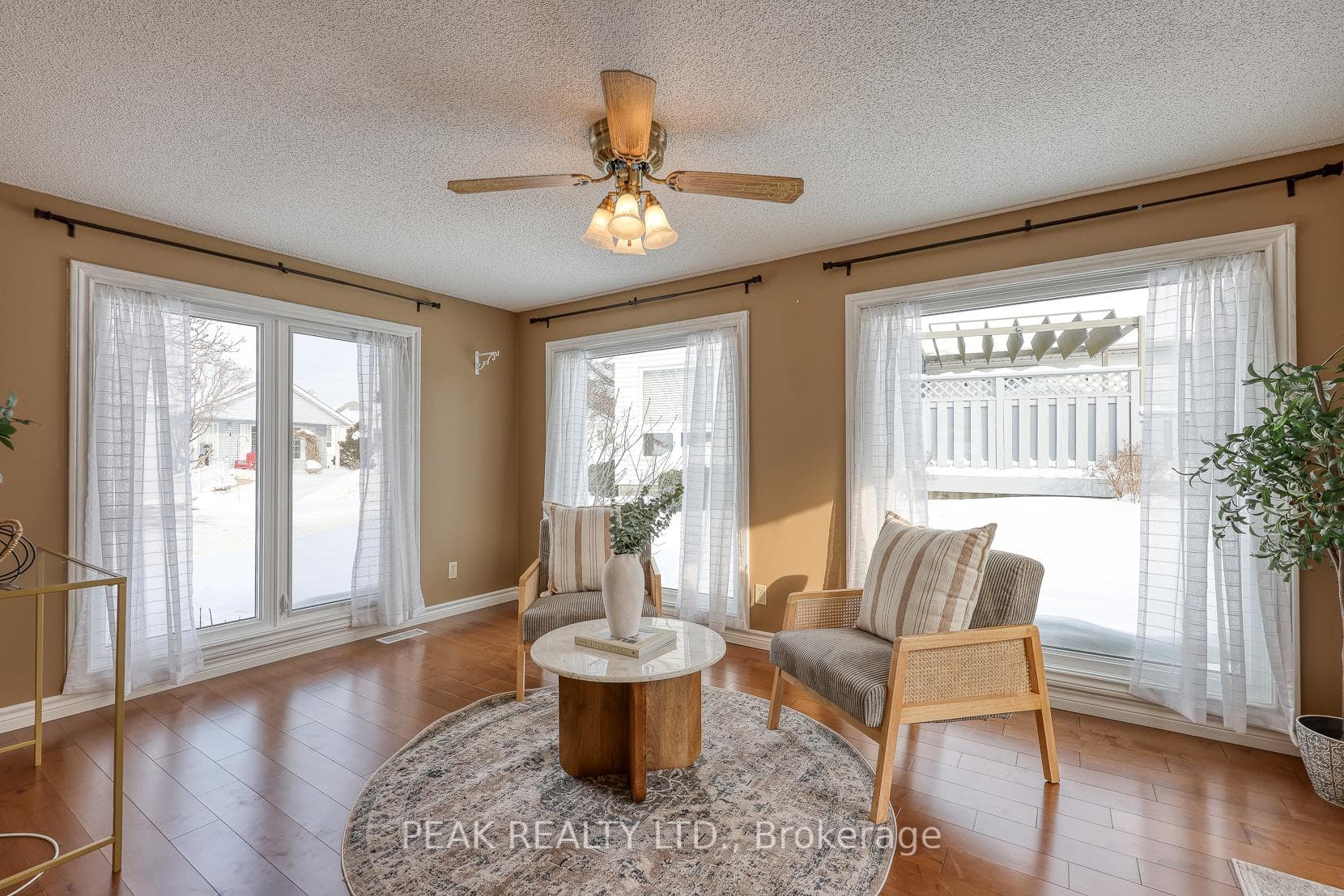 6 Ridgebank Place photo 27