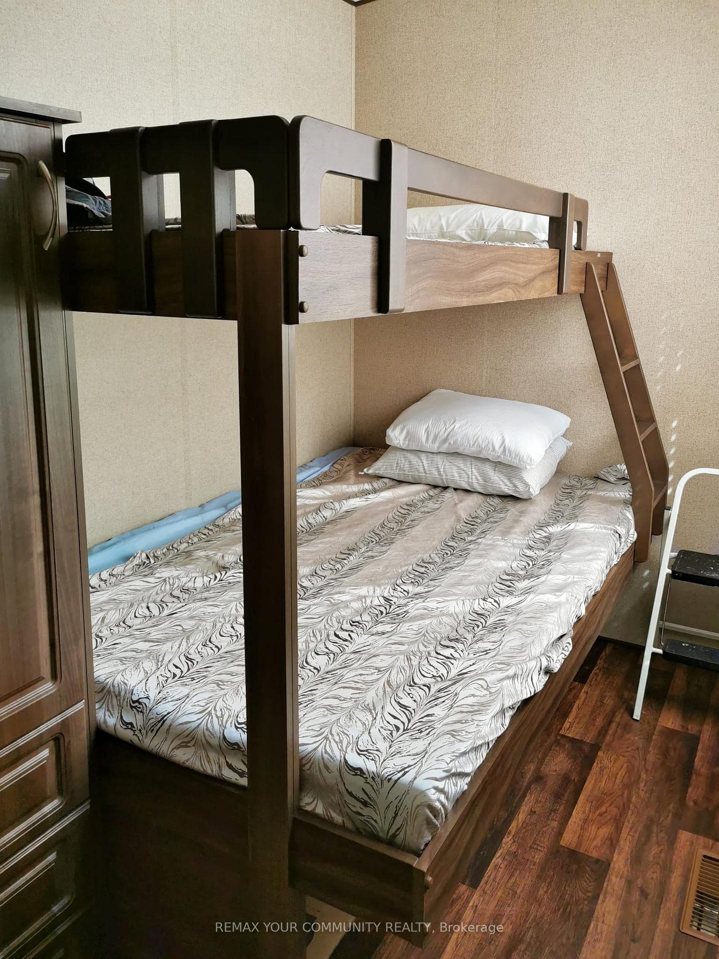1501 Line 8 Road Unit 251 photo 13