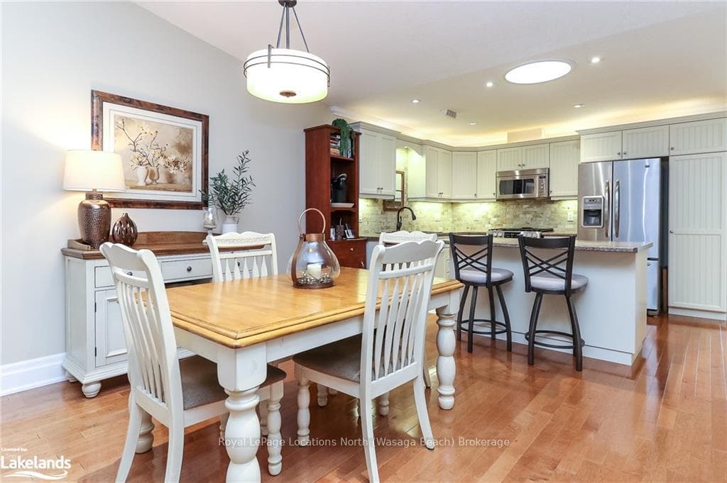35 CHESTNUT Lane photo 22