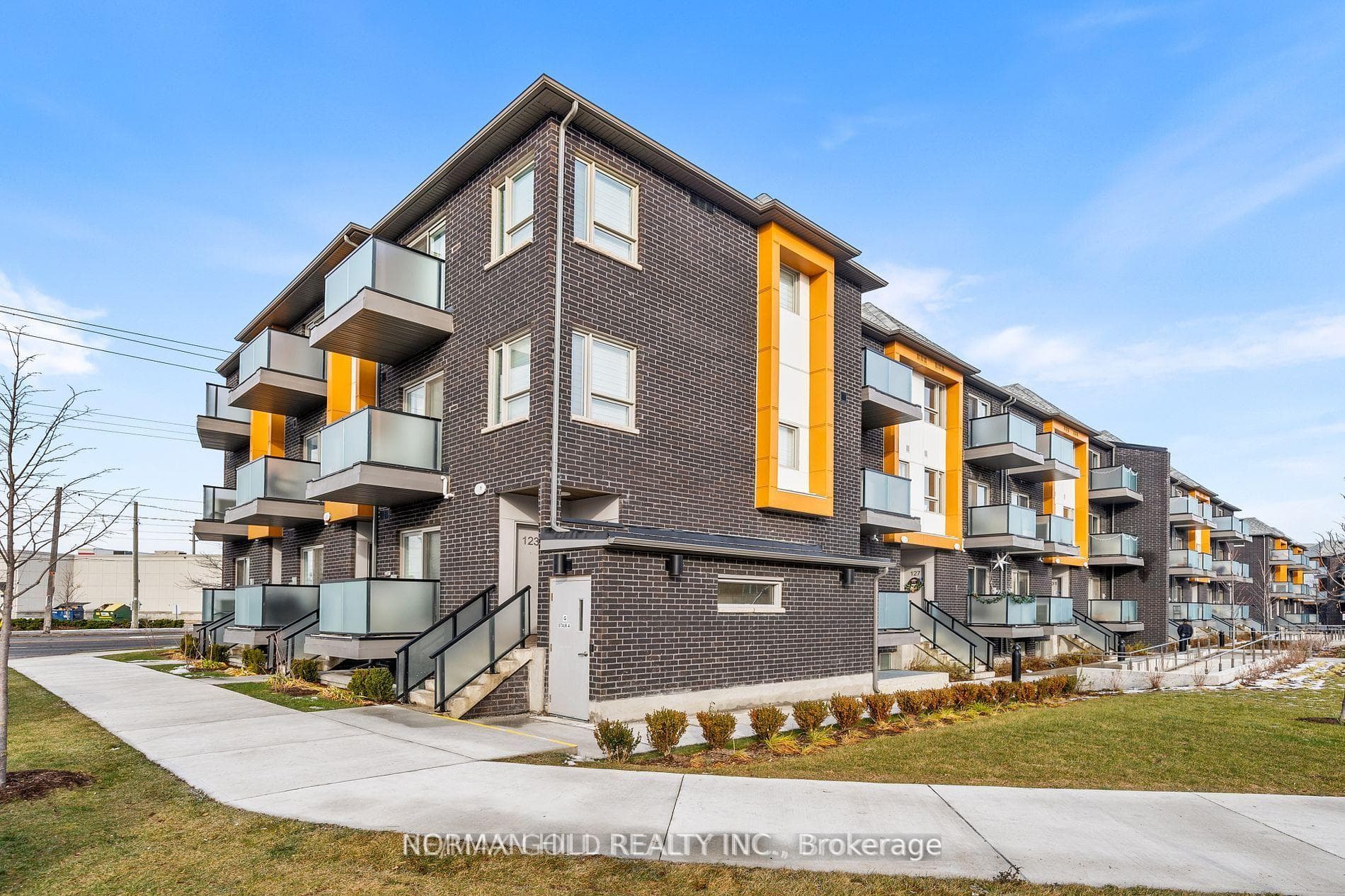1081 Danforth Road Unit 124 photo 1