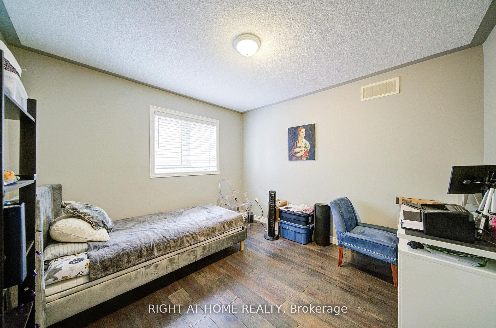 740 Colter Street photo 29
