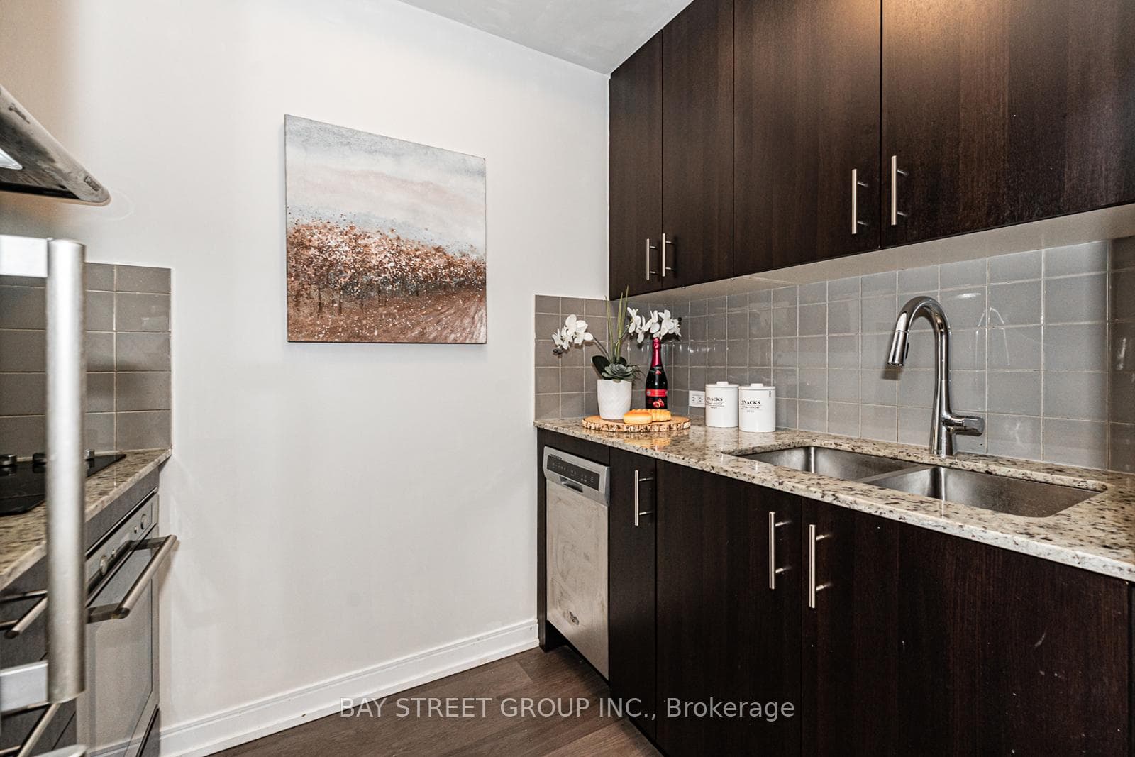 255 Village Green Square Unit 3211 photo 16