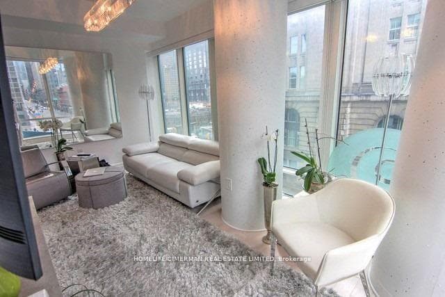 8 The Esplanade N/A Unit 406 photo 4