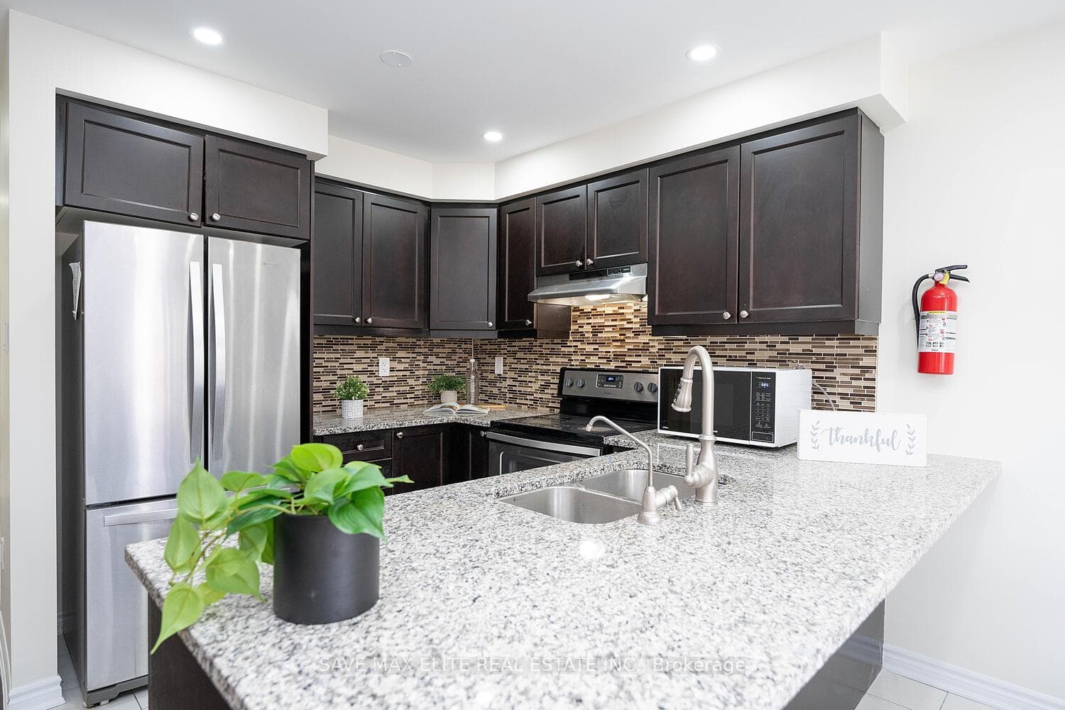 123 Watermill Street photo 13