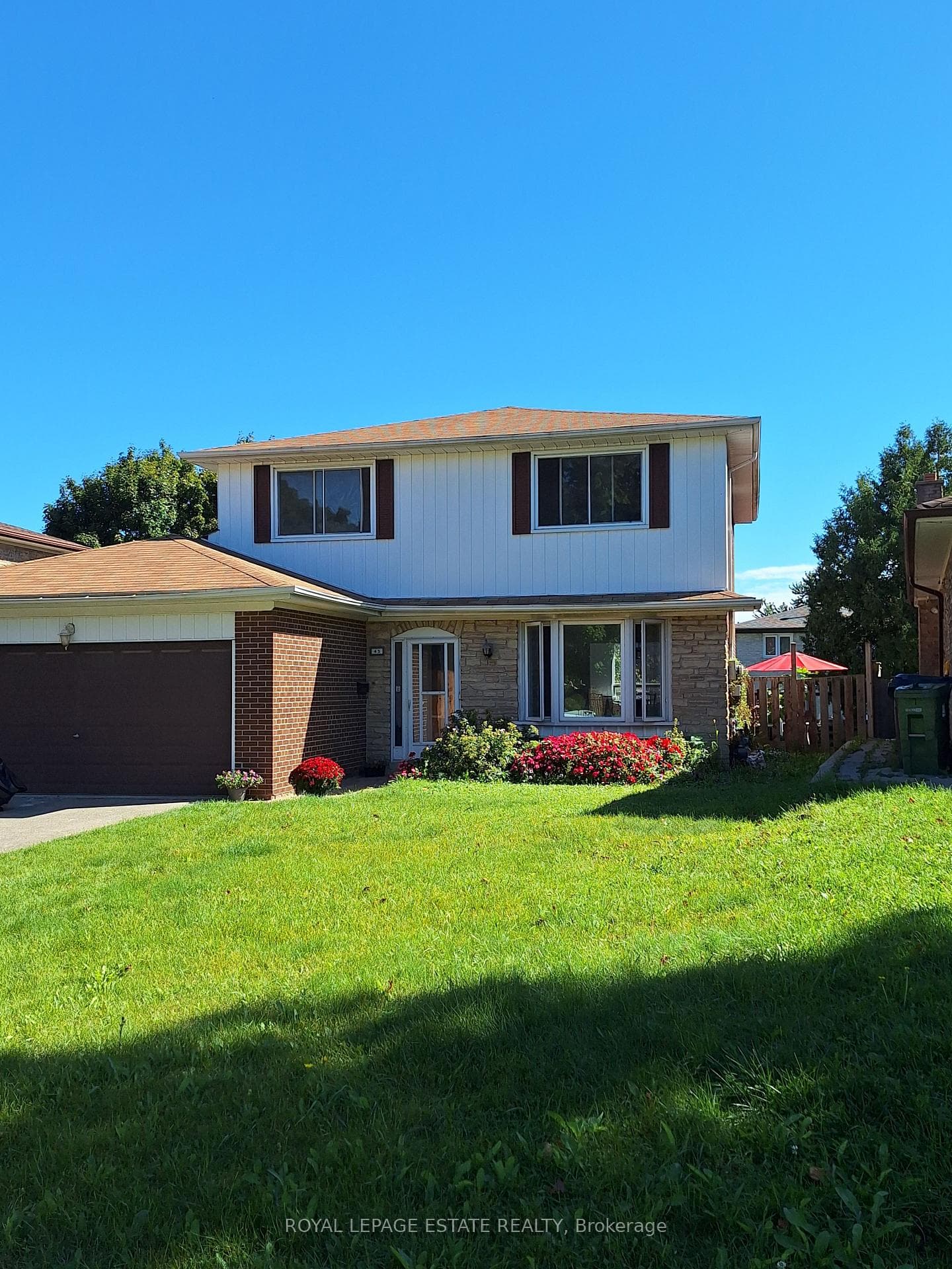 43 Boarhill Drive photo 4