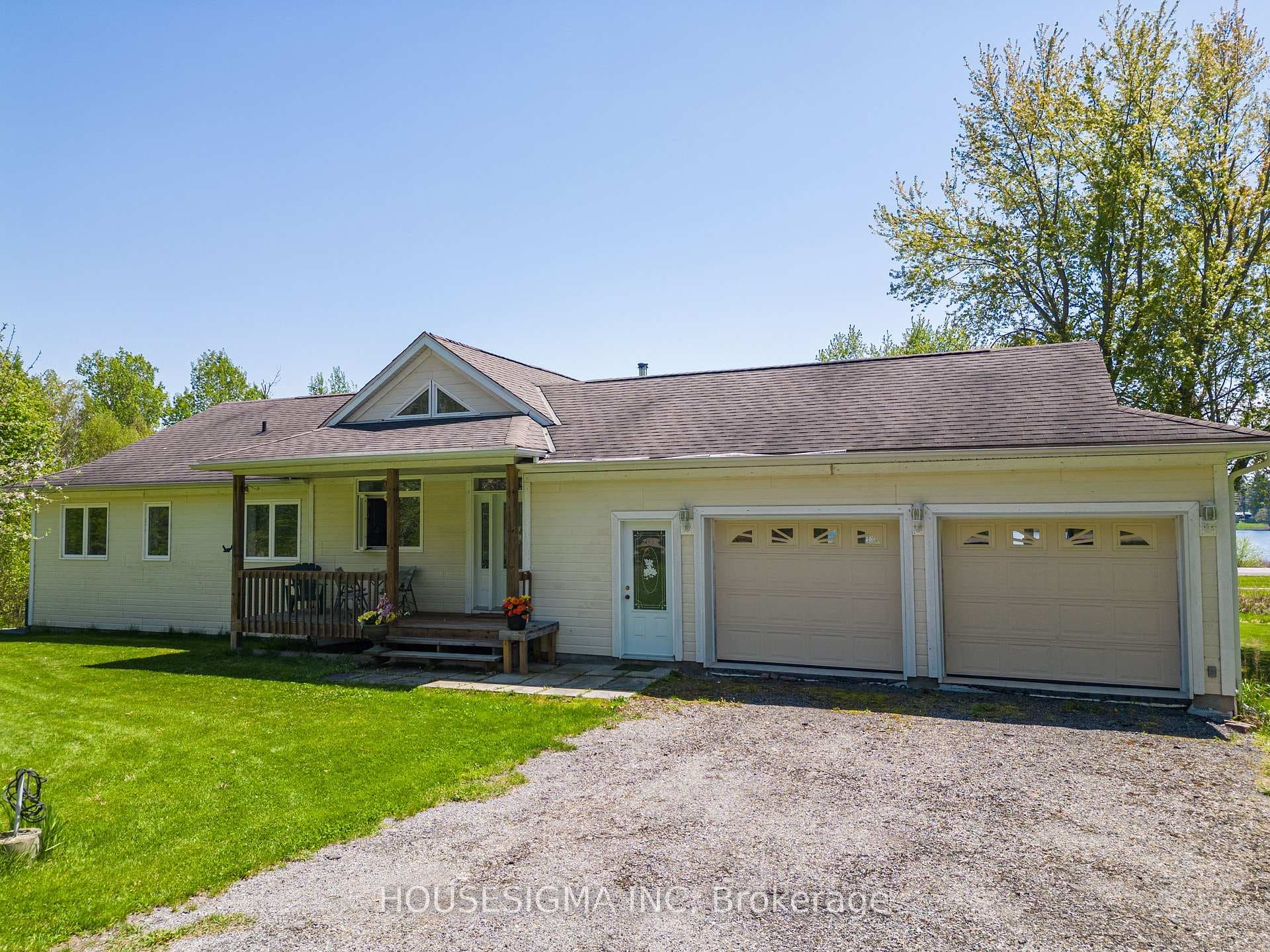 139 Old River Road photo 1