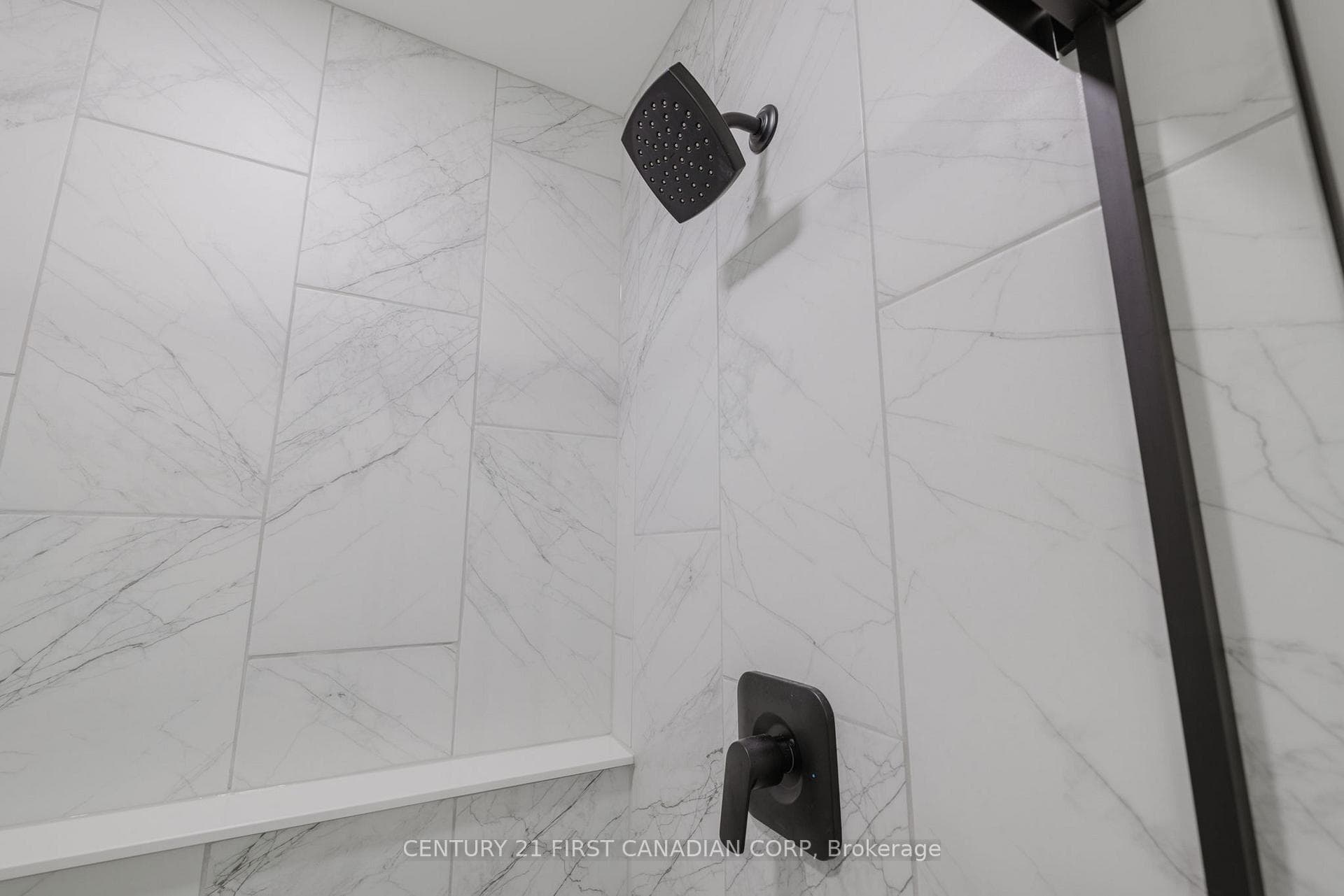 107 Victoria Avenue photo 20