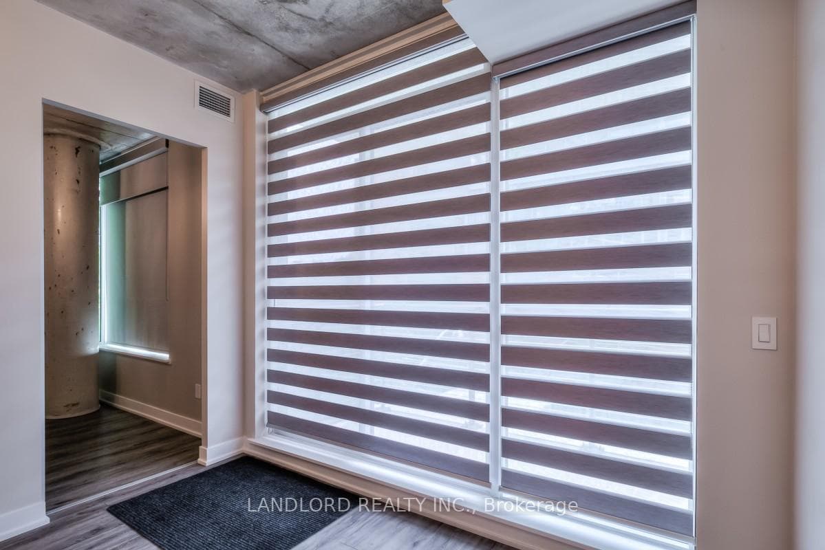 630 Kingston Road Unit 304 photo 9