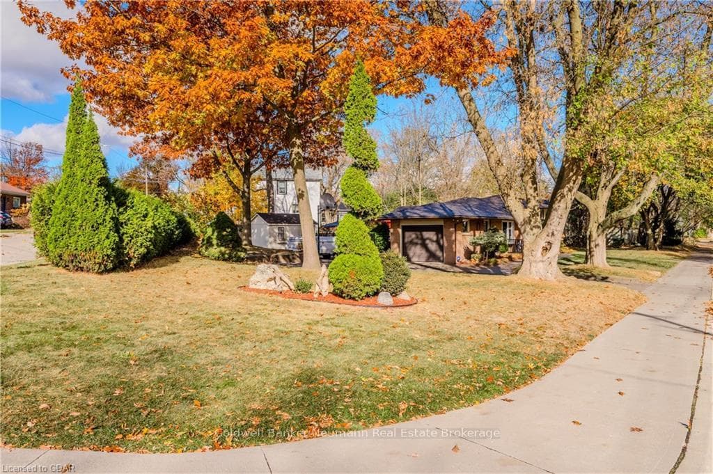 119 BRISTOL Street photo 5