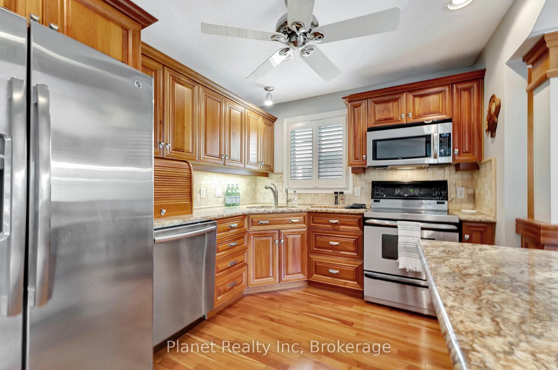 18 Beechlawn Boulevard photo 7