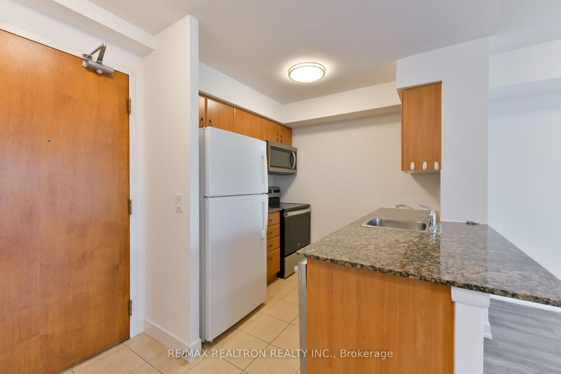 31 Bales Avenue Unit 2107 photo 7