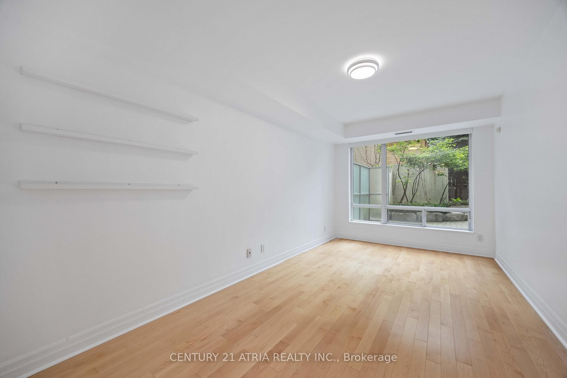 1801 Bayview Avenue Unit 107 photo 29