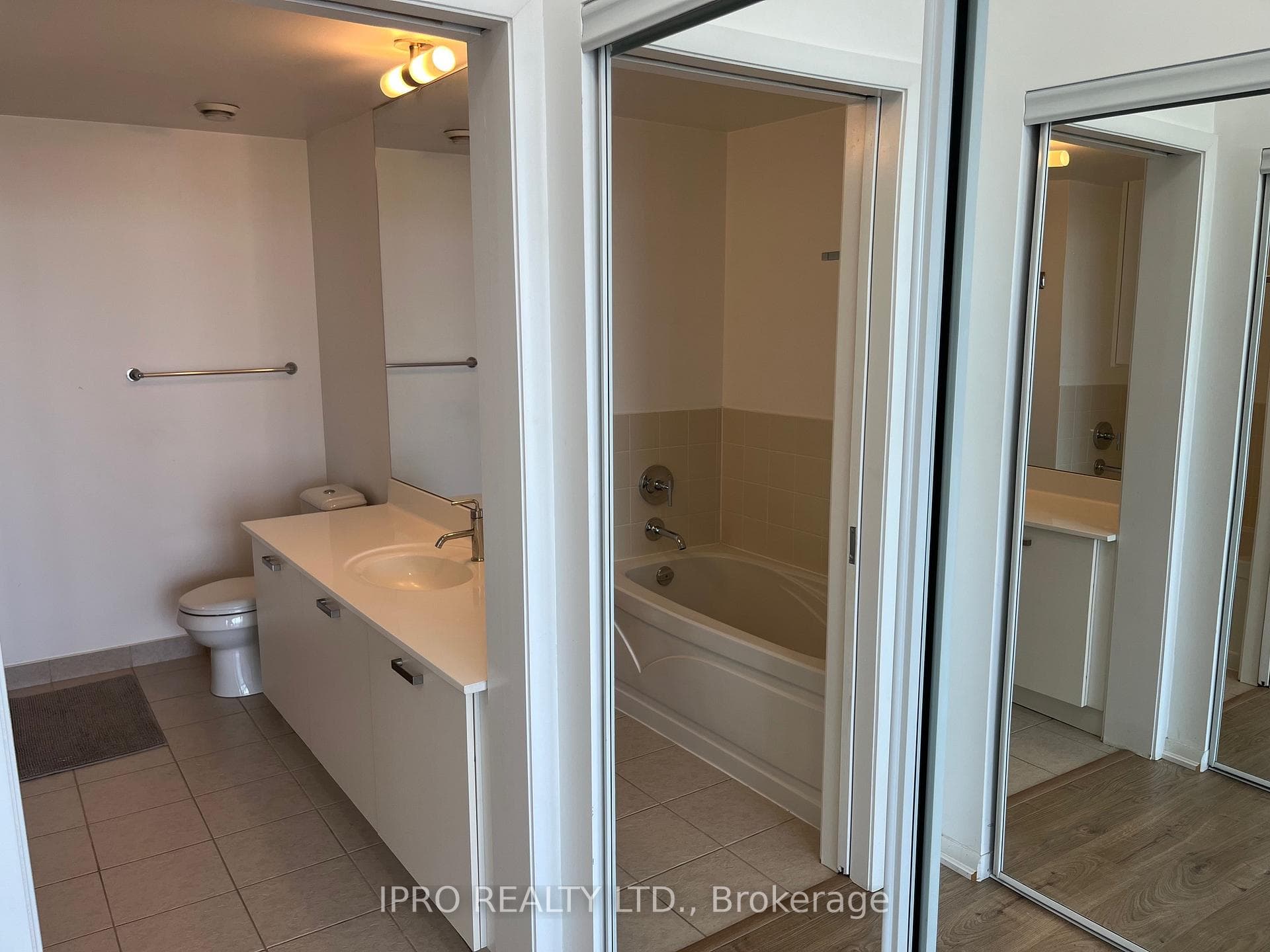 832 Bay Street Unit 2510 photo 8