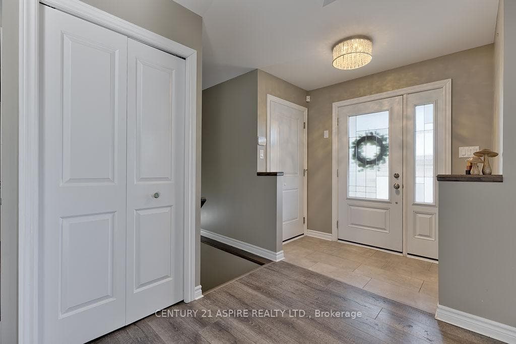 43 Dustin Drive photo 4