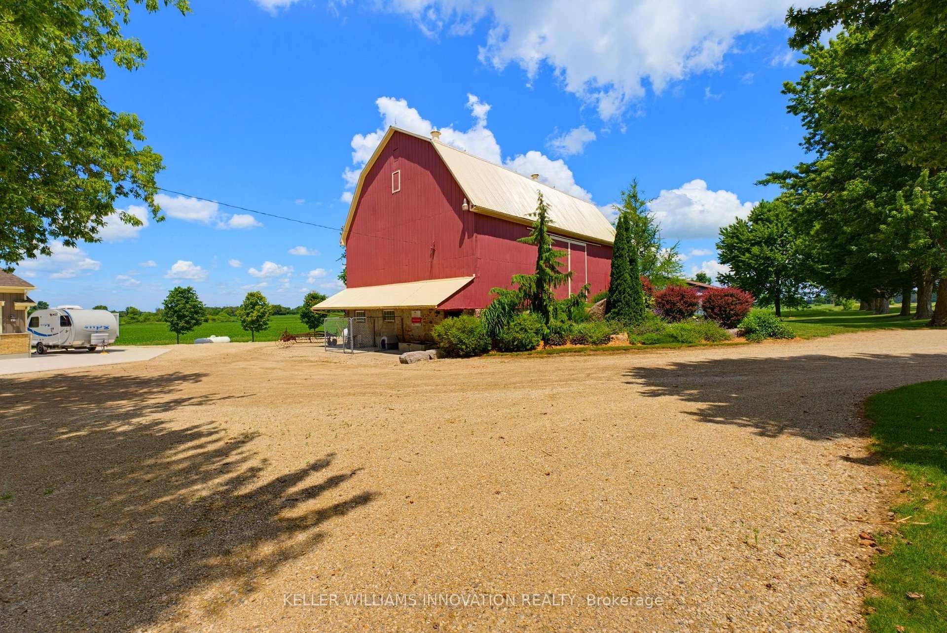 8430 146 Road photo 36
