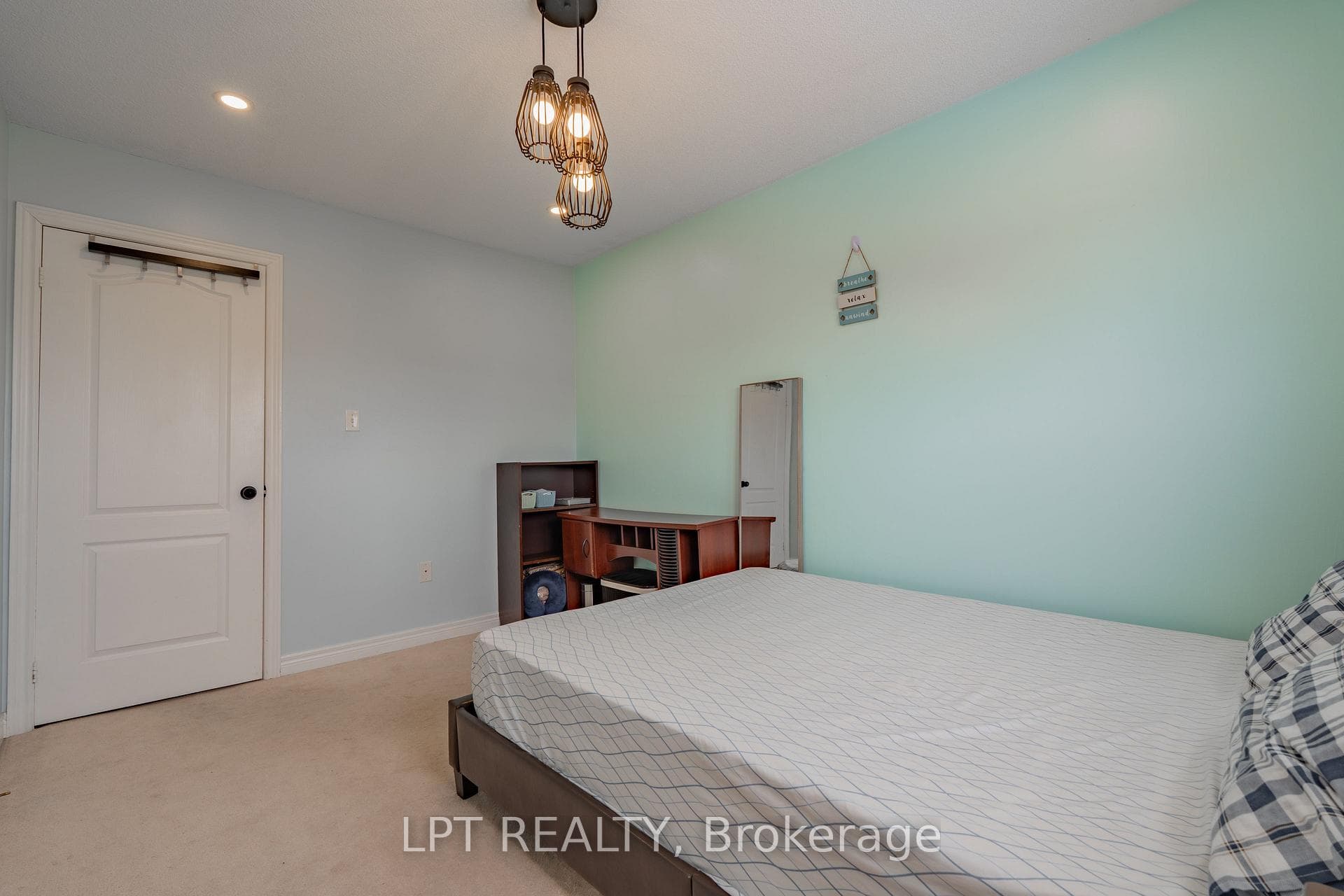 54 Delphinium Way photo 37