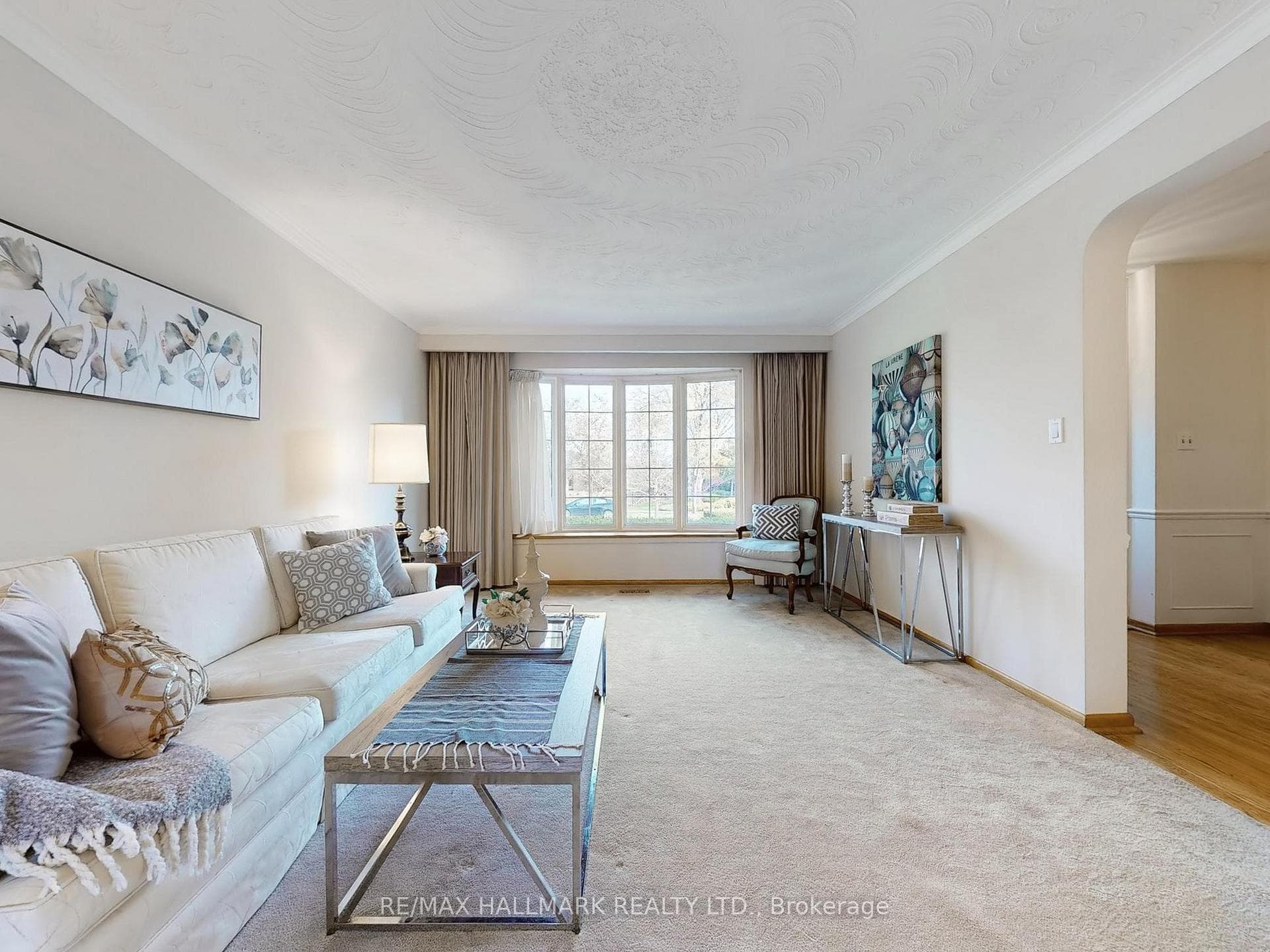 41 Redcastle Crescent photo 3
