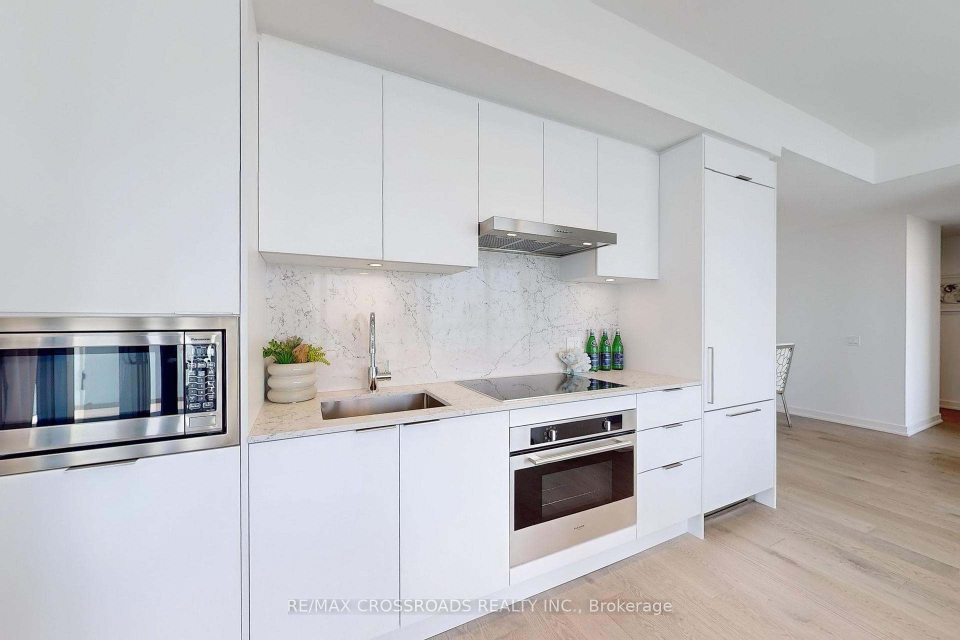 20 Lombard Street Unit 3510 photo 14
