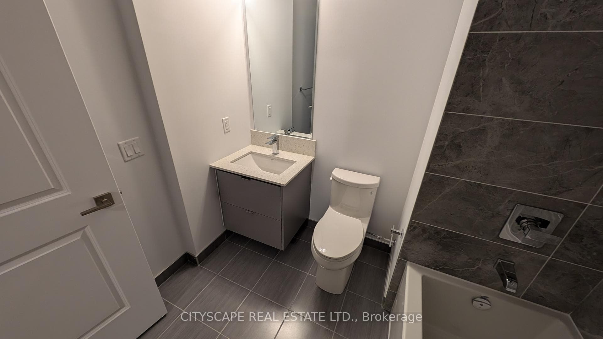 30 Elm Drive Unit 1301 photo 10