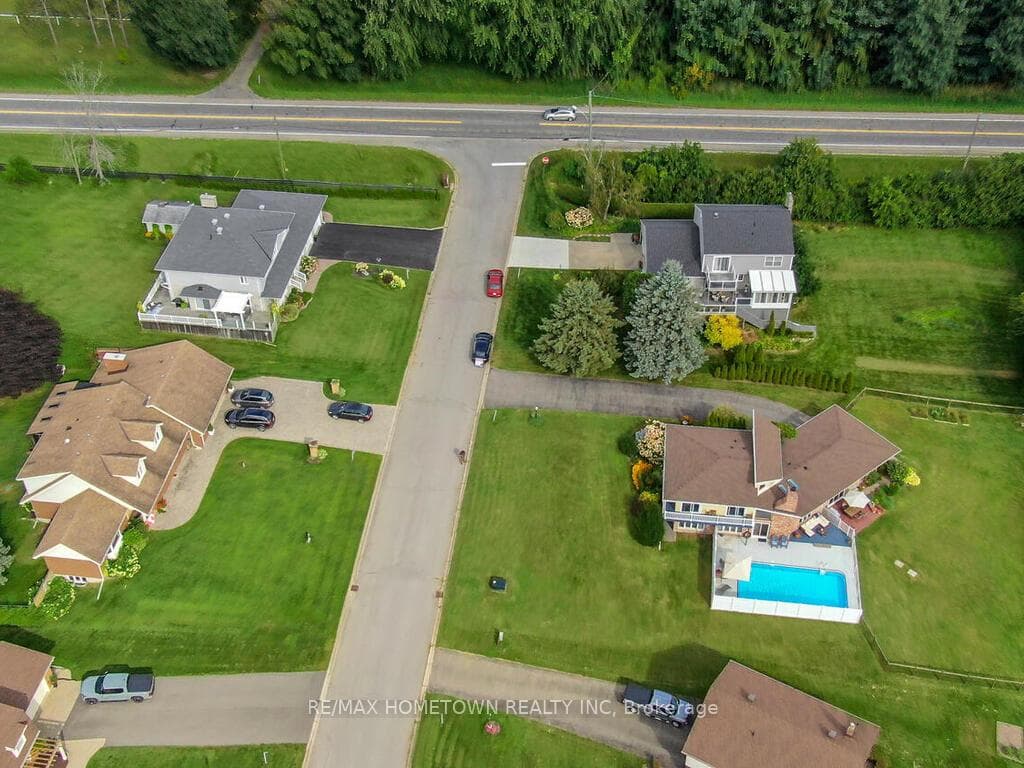1103 BURNSIDE Drive photo 8