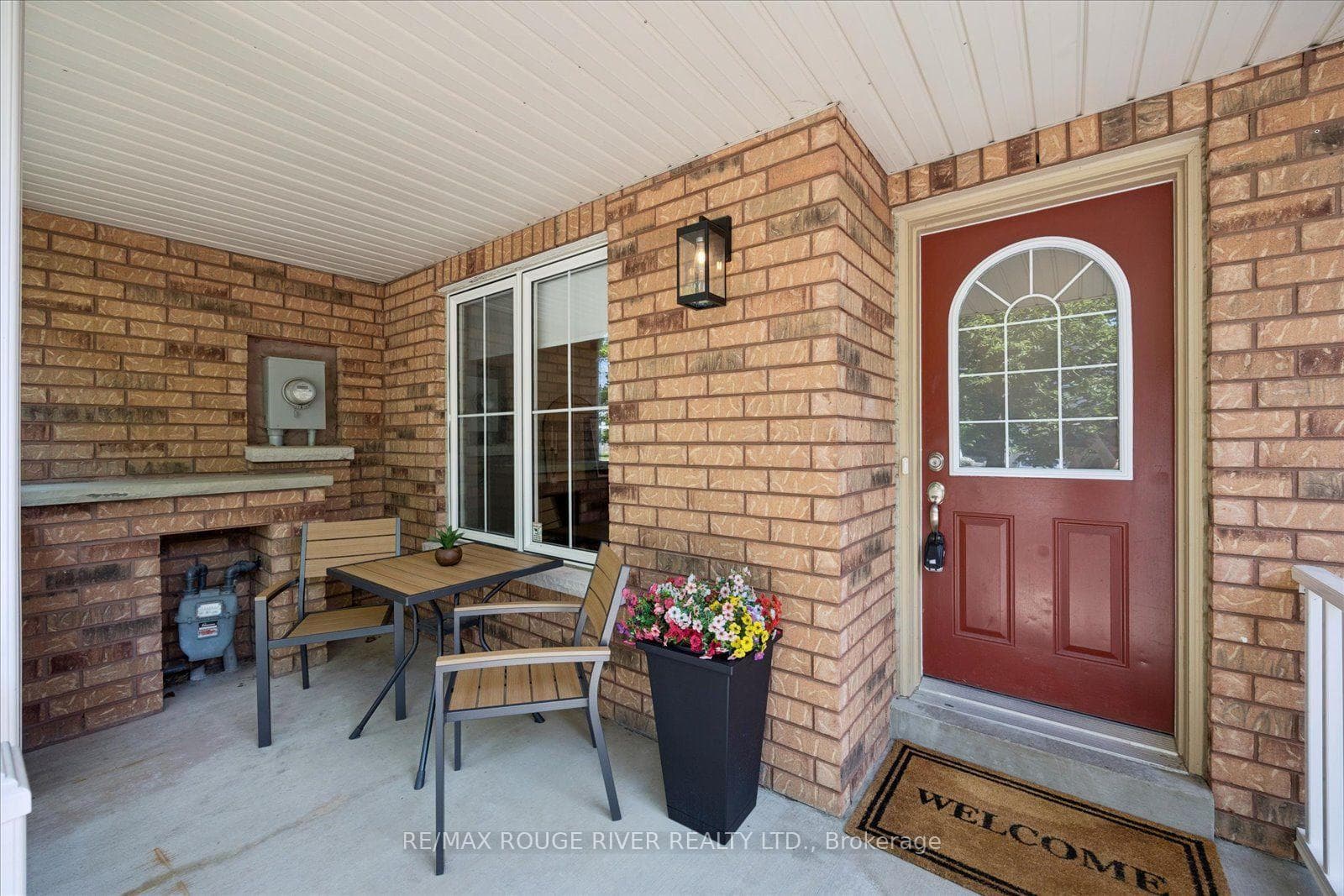 37 Burwell Street photo 2