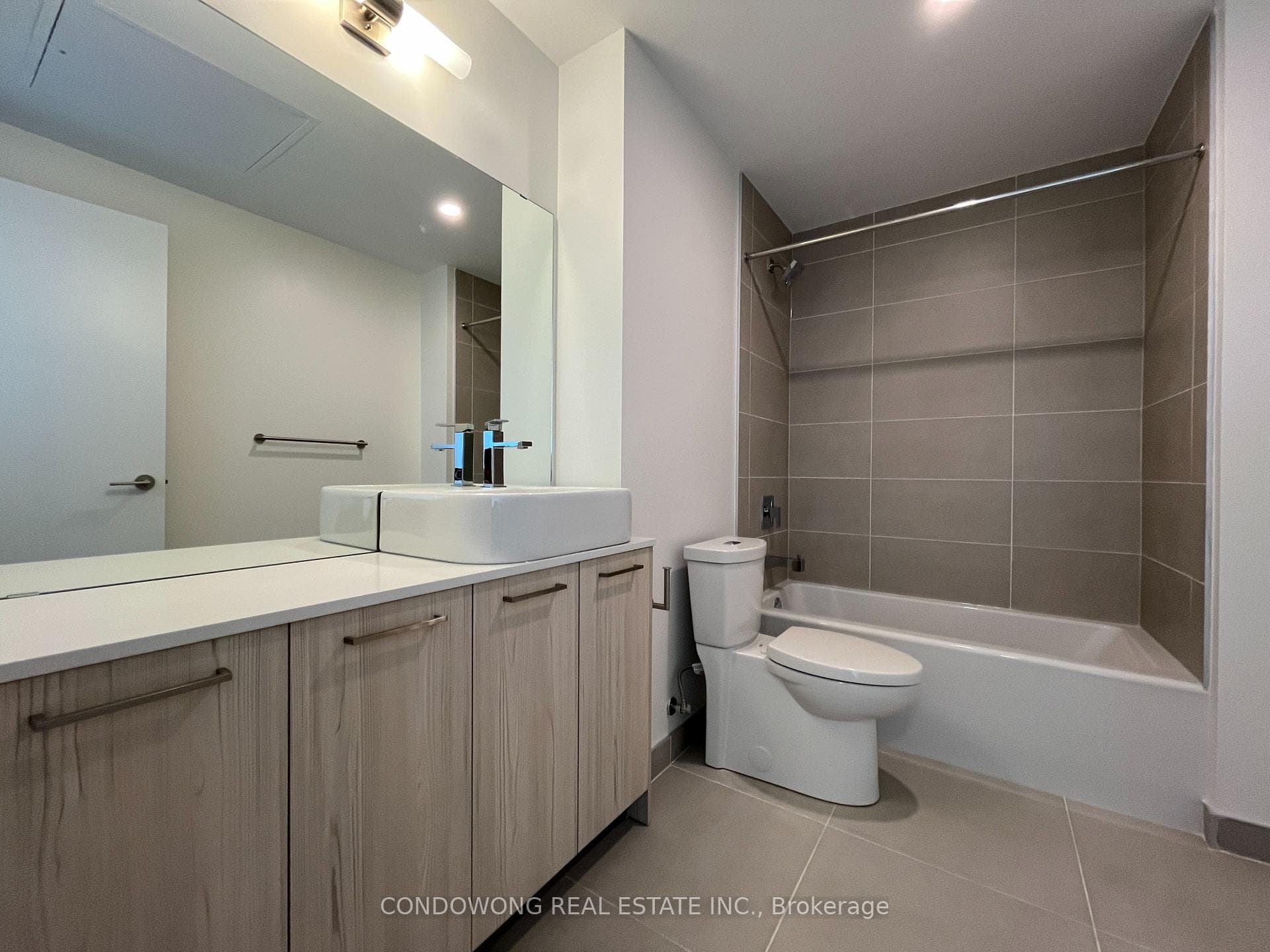 65 Mutual Street Unit 2609 photo 12