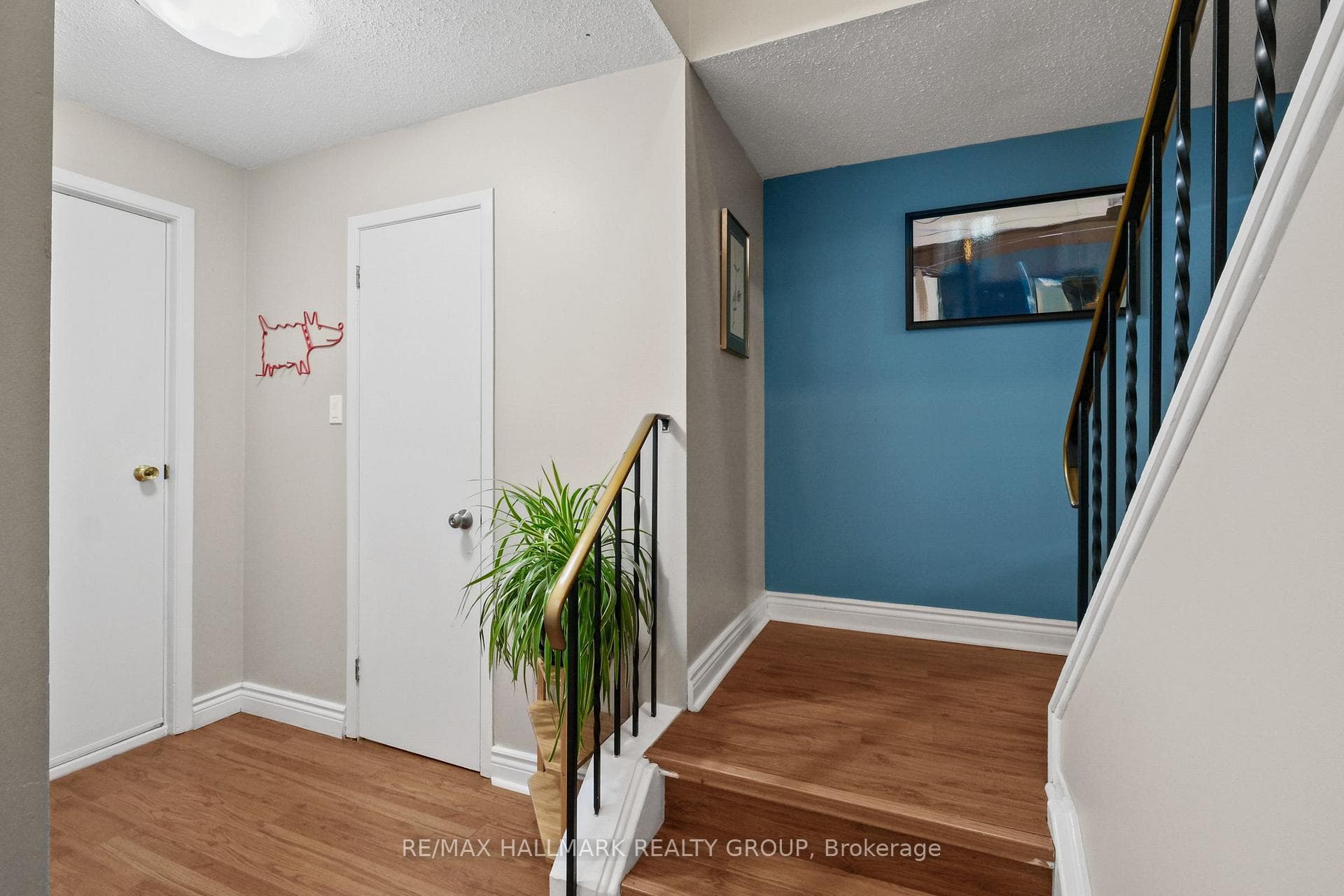 6398 Glen Knolls Drive photo 17