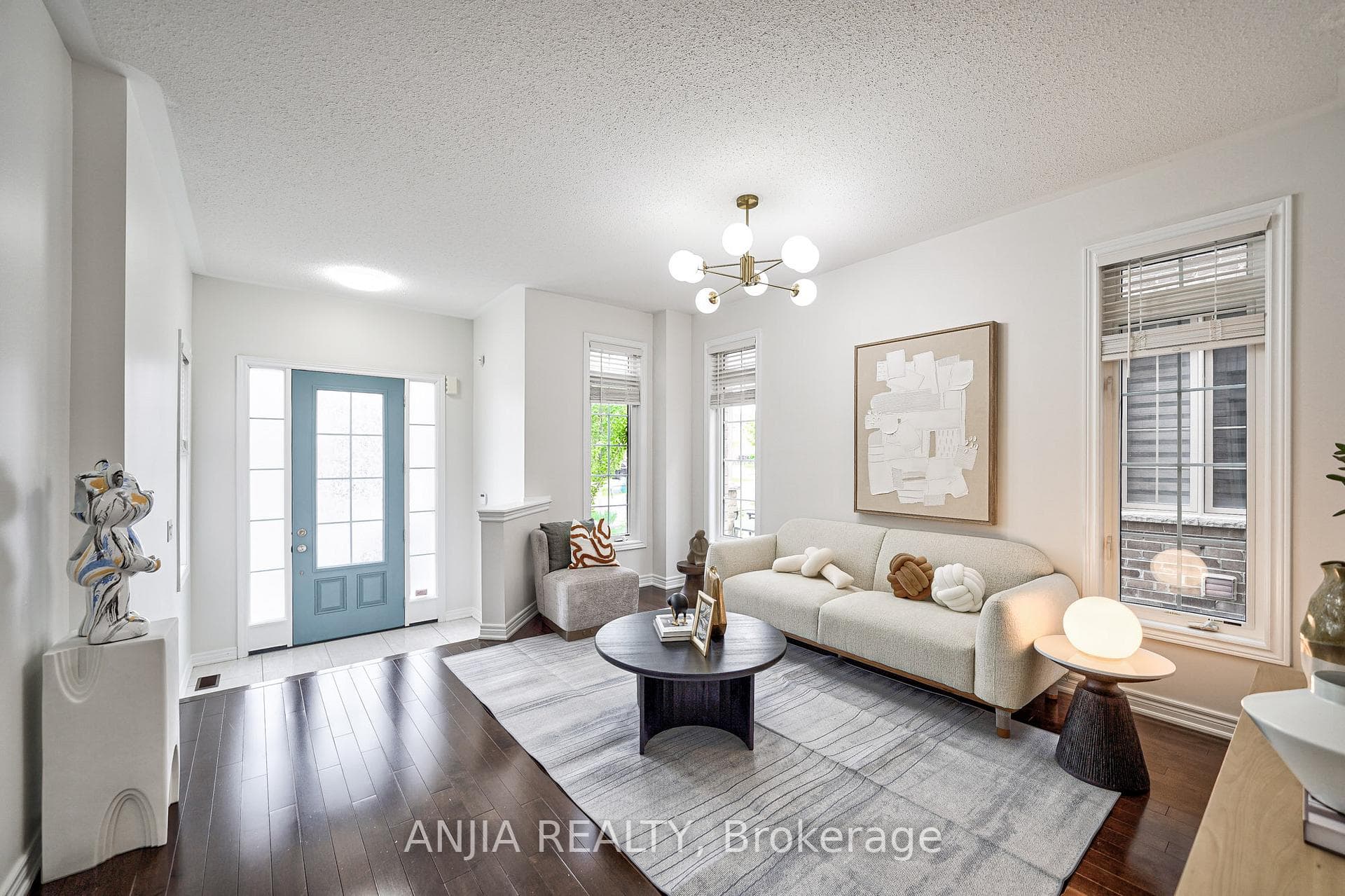 33 Harbord Street photo 5