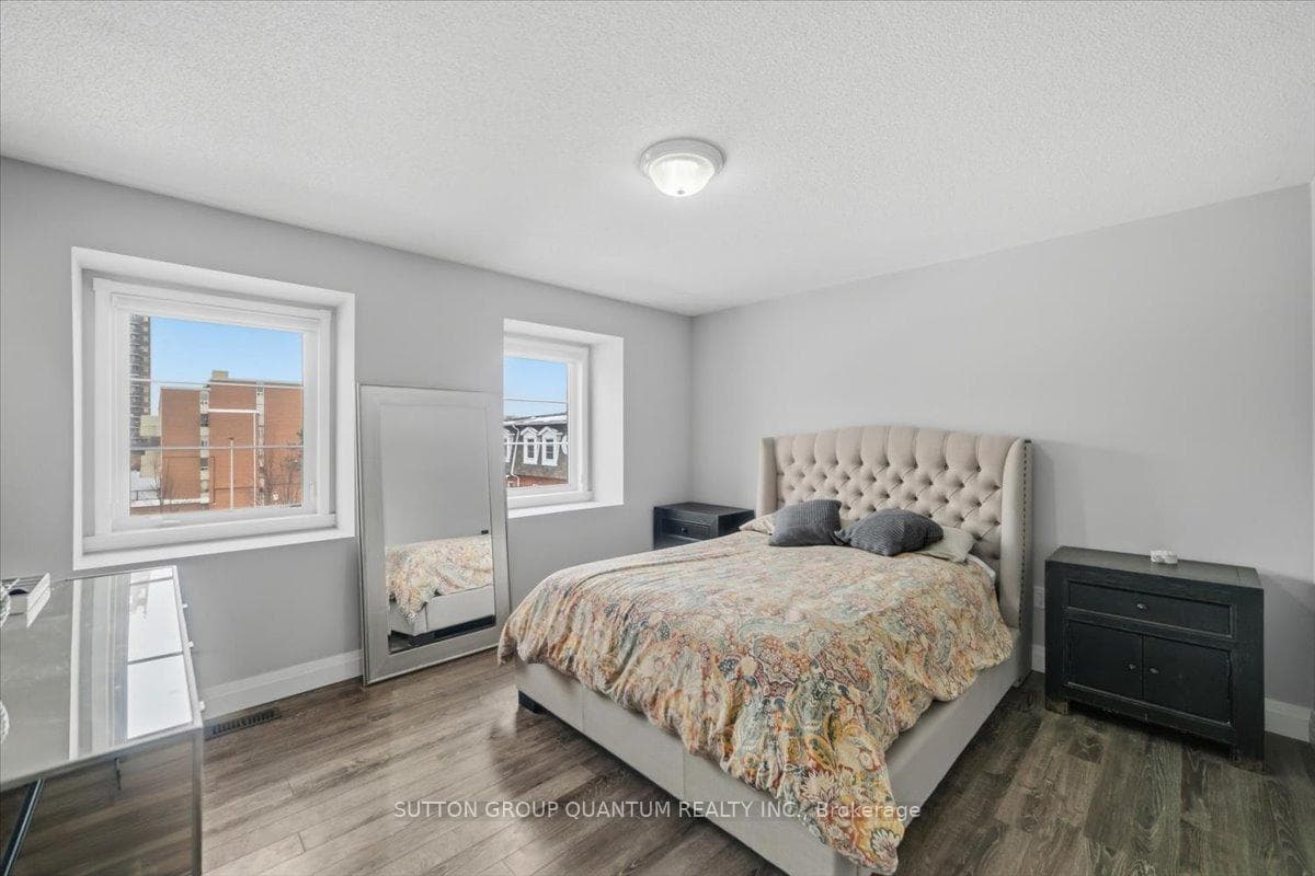 2375 Truscott Drive Unit 2 photo 20