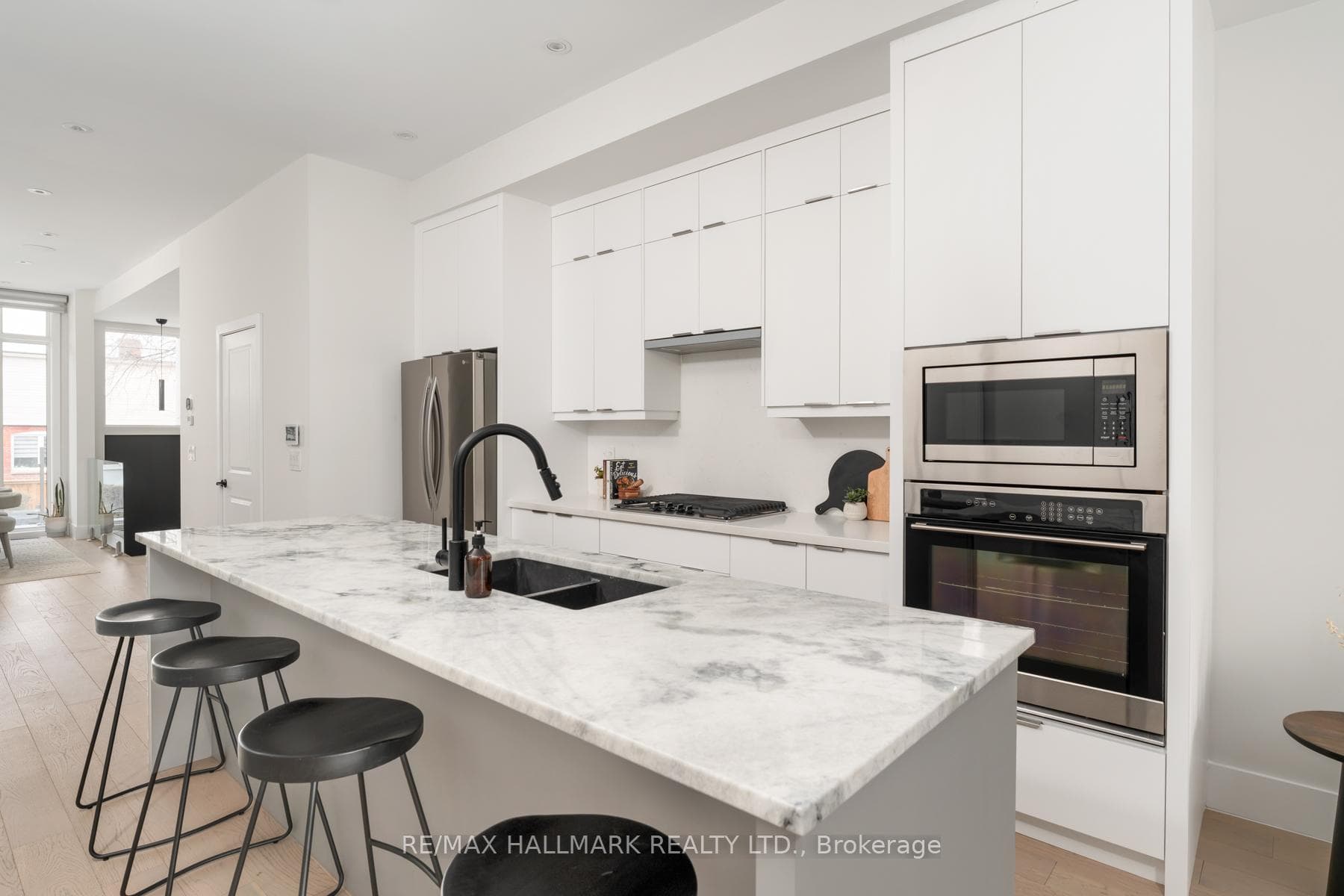 167 Sammon Avenue photo 12