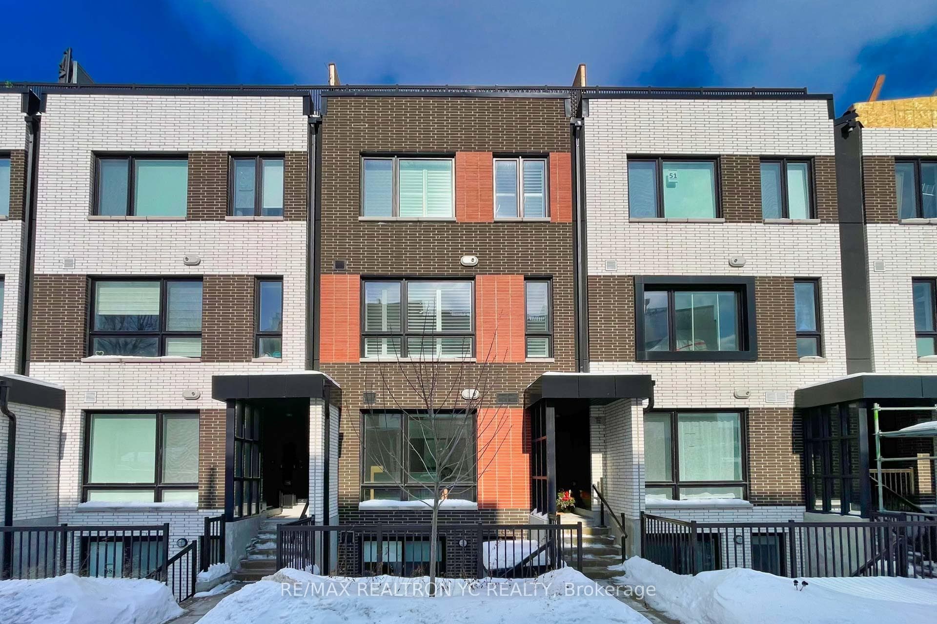 40 Ed Clark Gardens Boulevard Unit 6 photo 20
