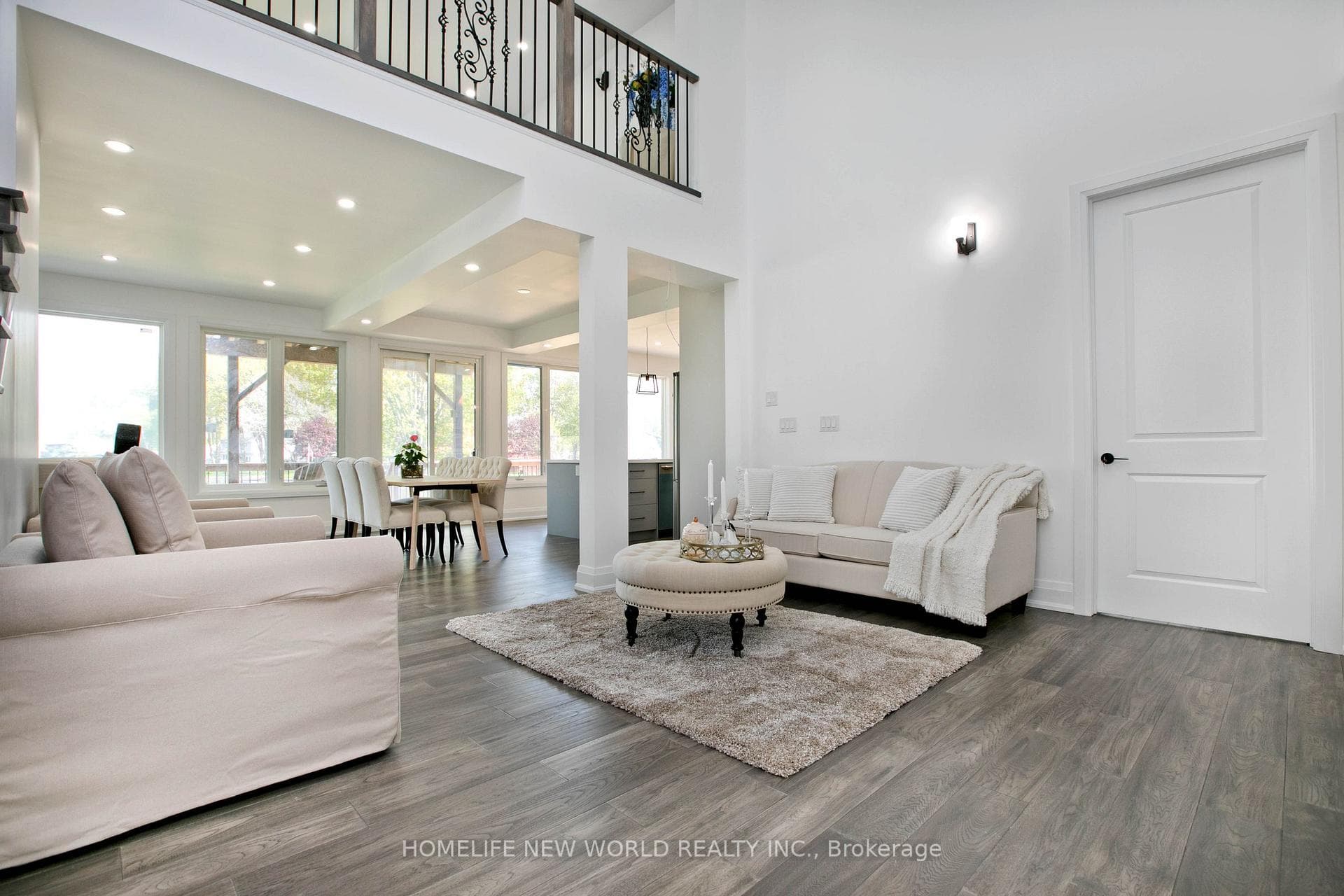 62 Simcoe Road photo 2