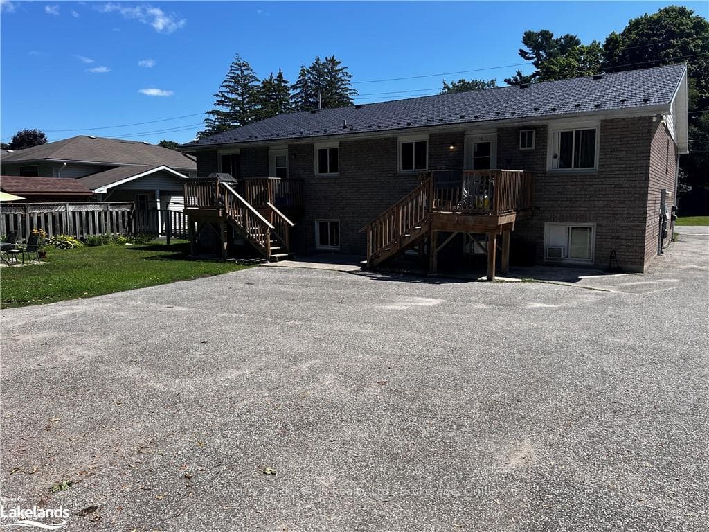 406 MARY Street Unit 3 photo 4