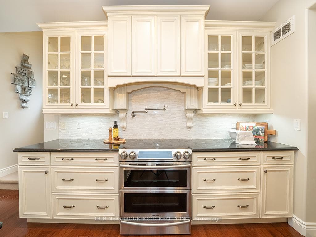 36 Carley Court photo 15