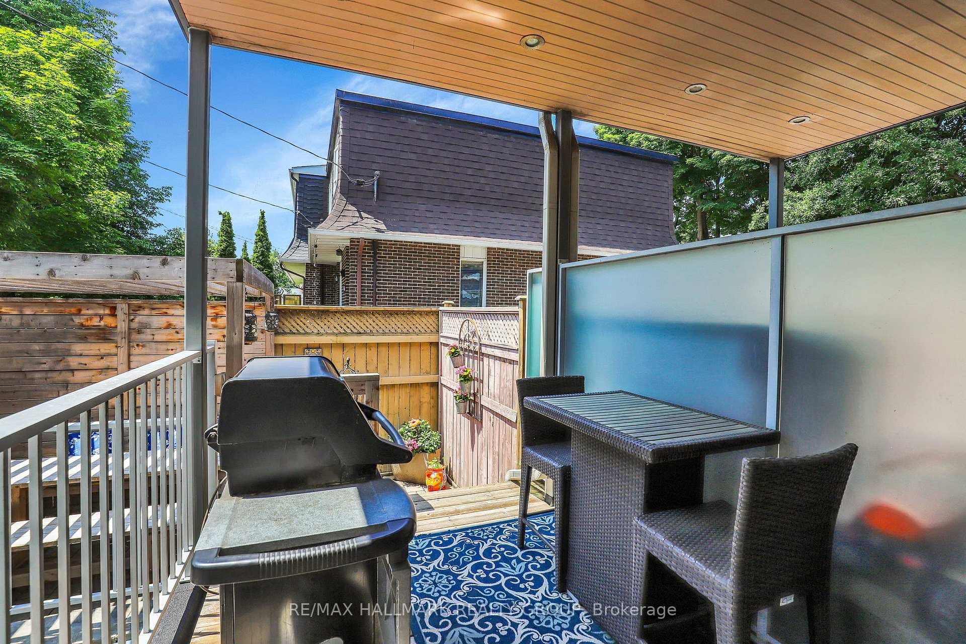 272 BEECHGROVE Avenue photo 42