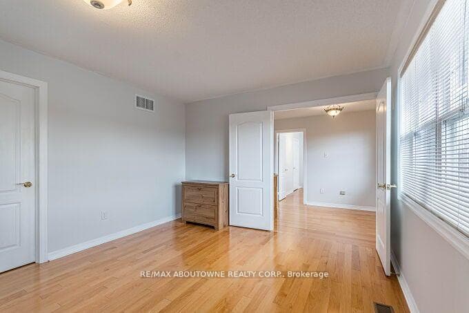 2434 Westoak Trails Boulevard photo 21