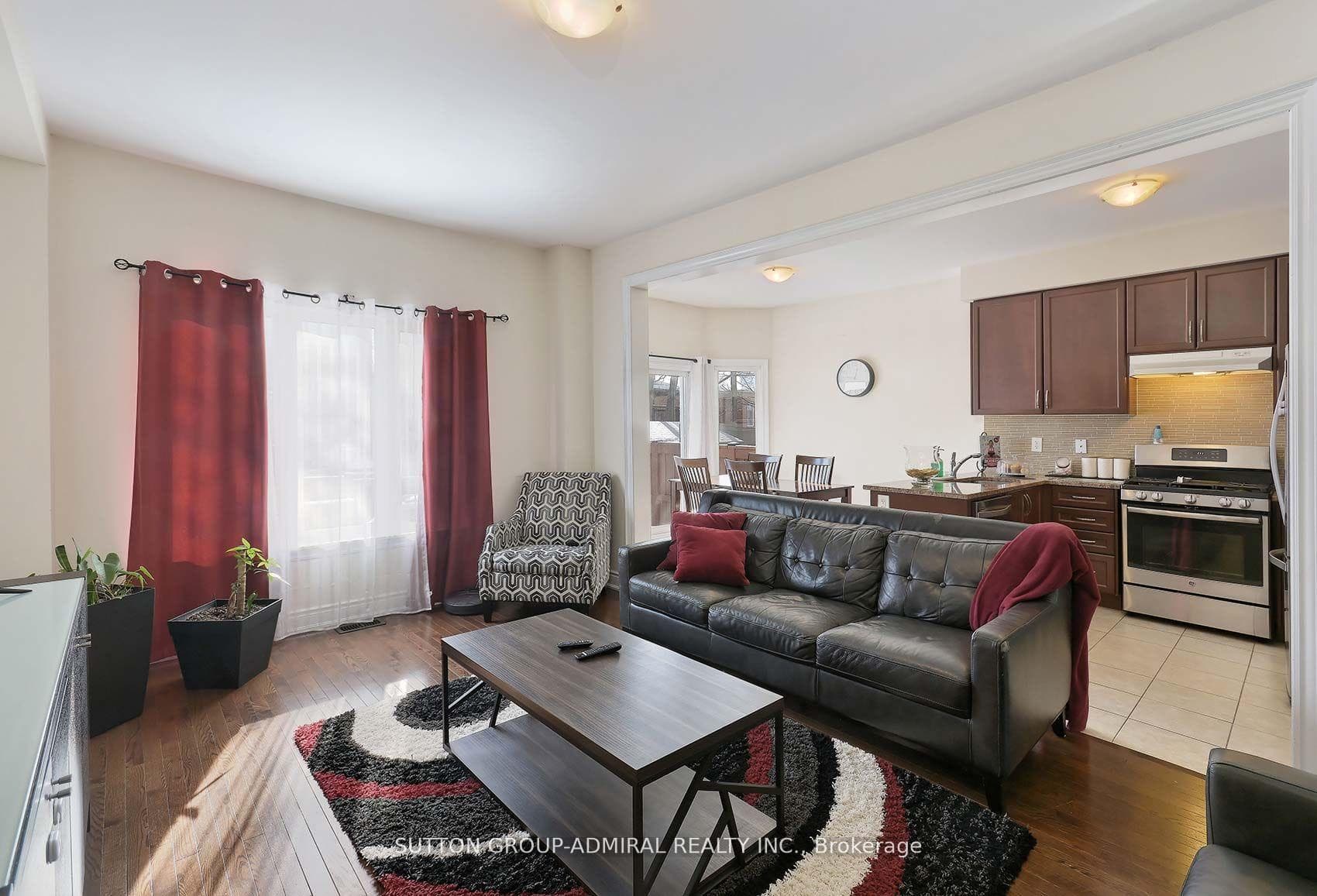 85 Milby Crescent photo 7