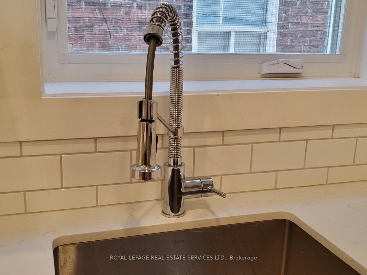 163 High Park Avenue Unit Main photo 4