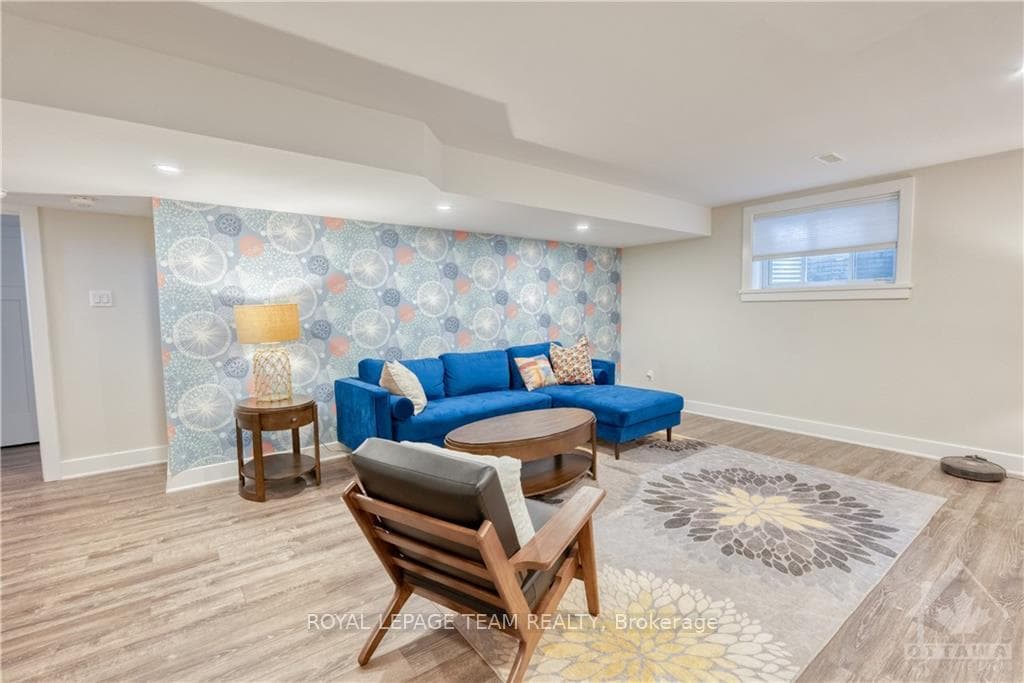 321 SPRING Street photo 21