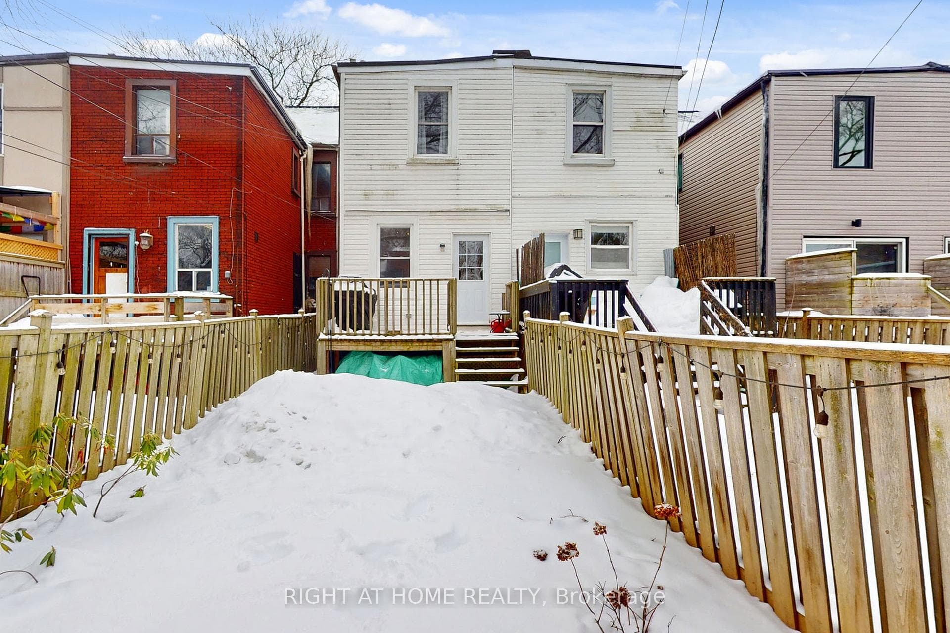 Private Rear Yard