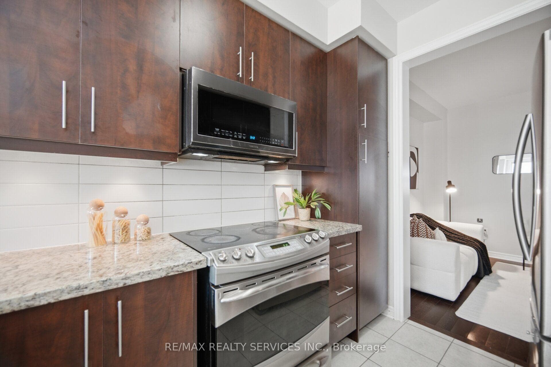 54 Losino Street photo 18